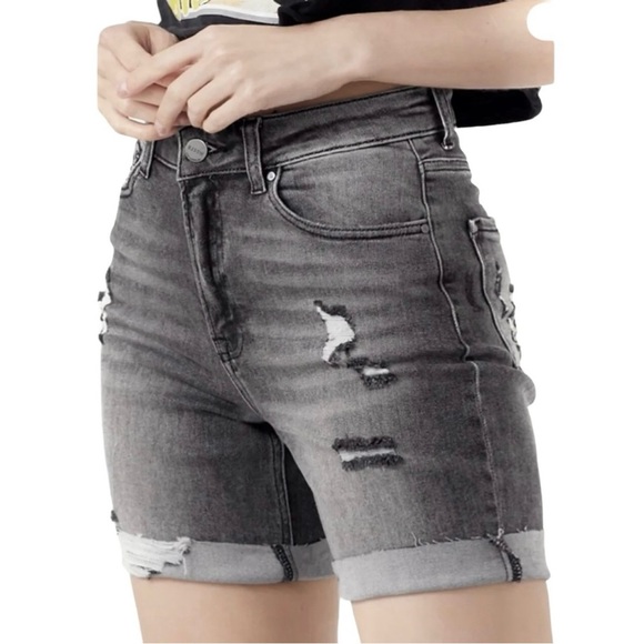 RISEN Dark Grey Distressed NEW Jean Shorts 9/29 - Picture 2 of 8